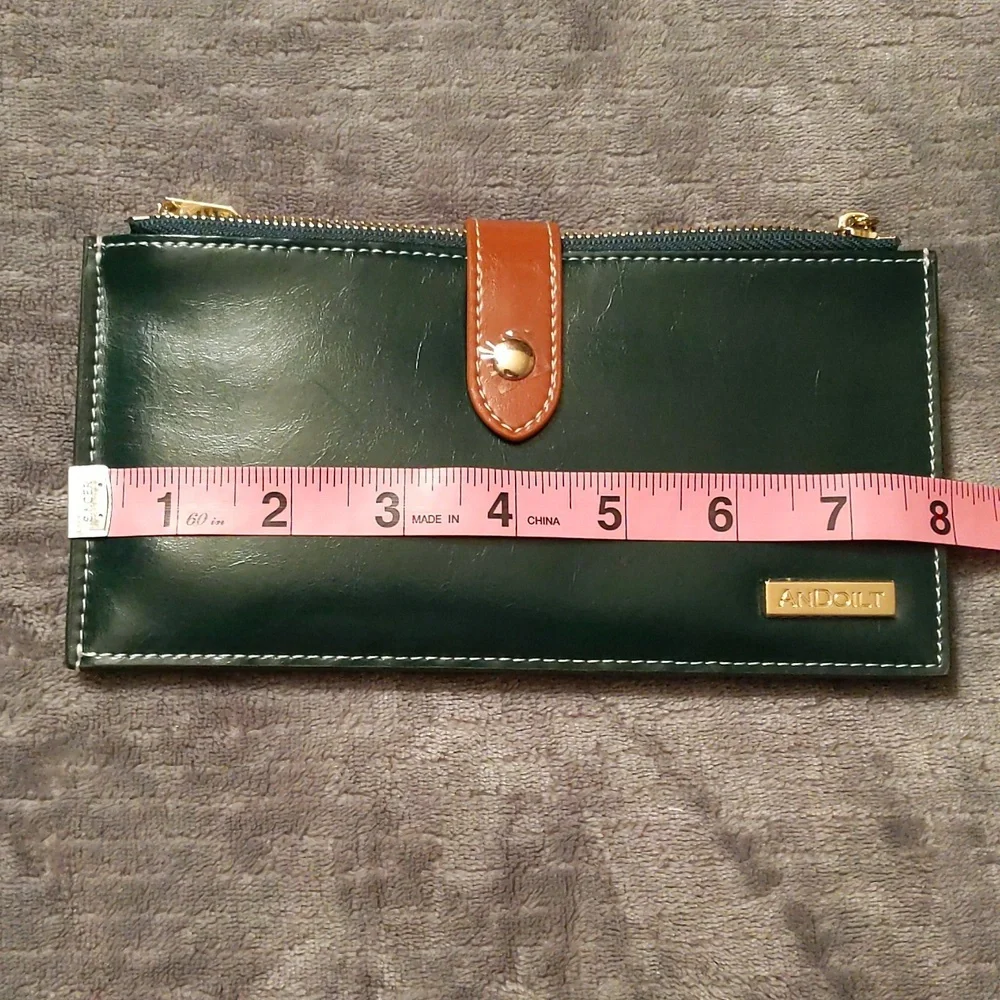 NWOT Andoilt Leather RFID block Long Wallet in Green & Brown with Gold Hardware - Picture 9 of 11